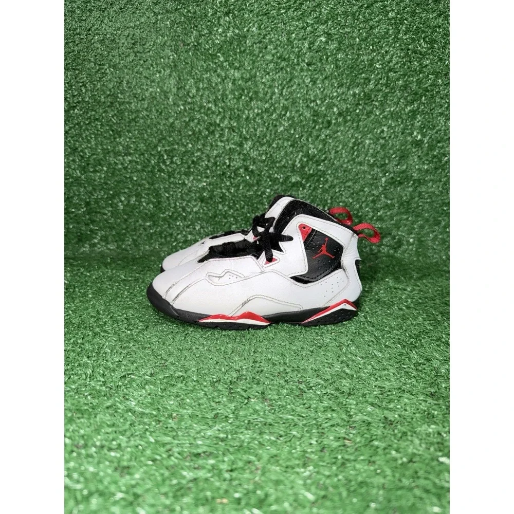 Nike Air Jordan True Flight Toddler Size 10C White Black Walking Shoe 343797-160